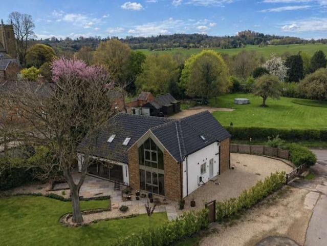 Farm for sale in Woolsthorpe-by-Belvoir, Barholm
