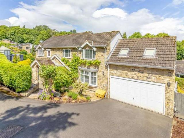 Farm for sale in Bramhope, West Yorkshire