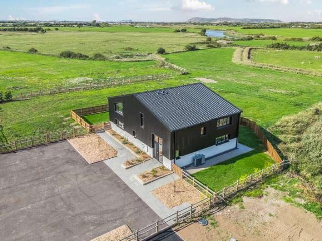 Farm for sale in Batch, Lympsham