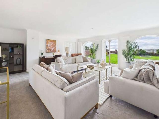 Farm for sale in Kingston, Clapham