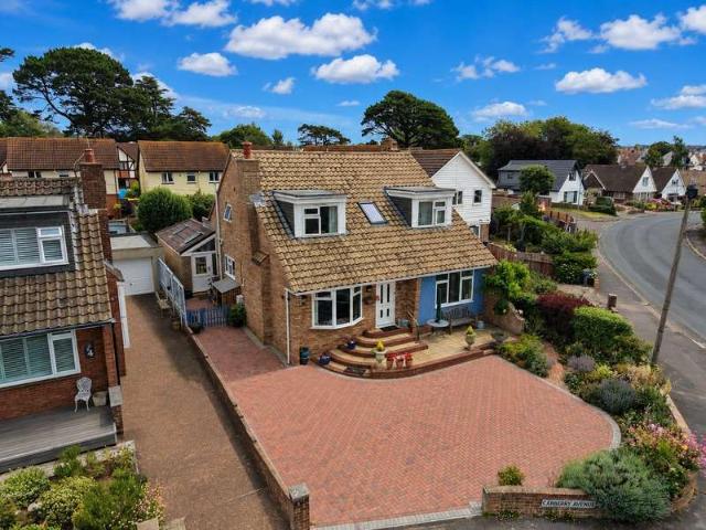 Farm for sale in Hulham, Budlake