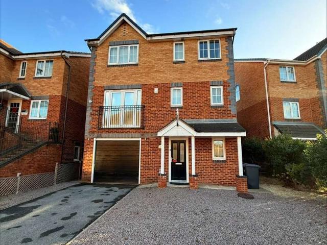 Farm for sale in Cudworth, South Yorkshire