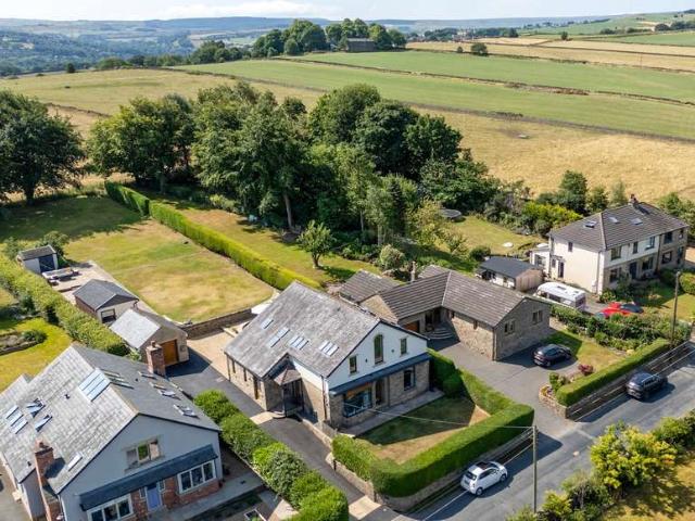 Farm for sale in Holme Valley, Brockholes
