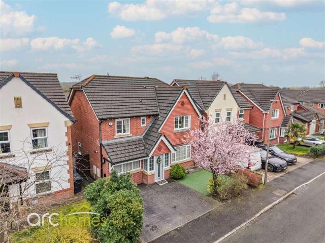 Farm for sale in Howe Bridge, Wigan