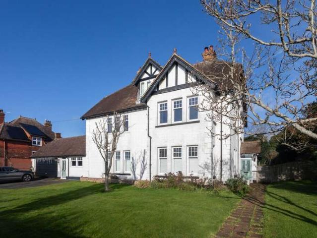 Farm for sale in Hythe, Folkestone