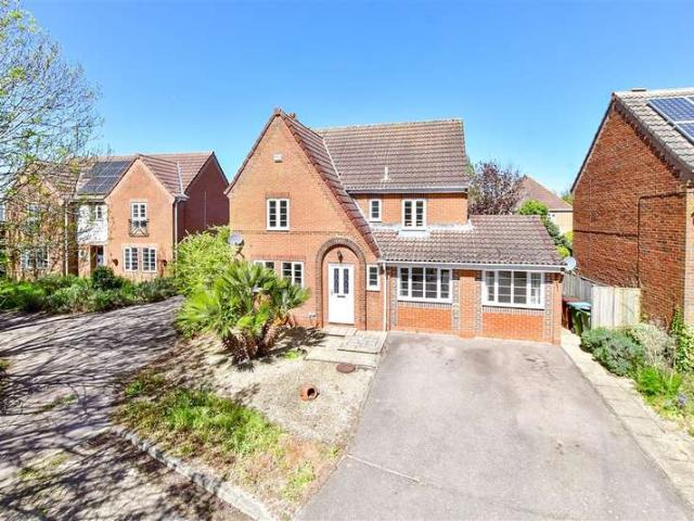 Farm for sale in Toddington, Clapham