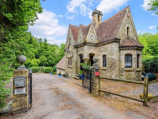 Farm for sale in Hillview, Surrey