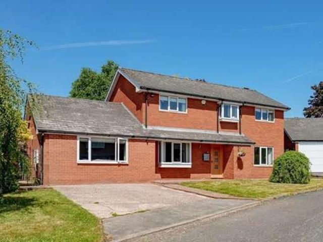 Farm for sale in Daisy Hill, Lee Bank