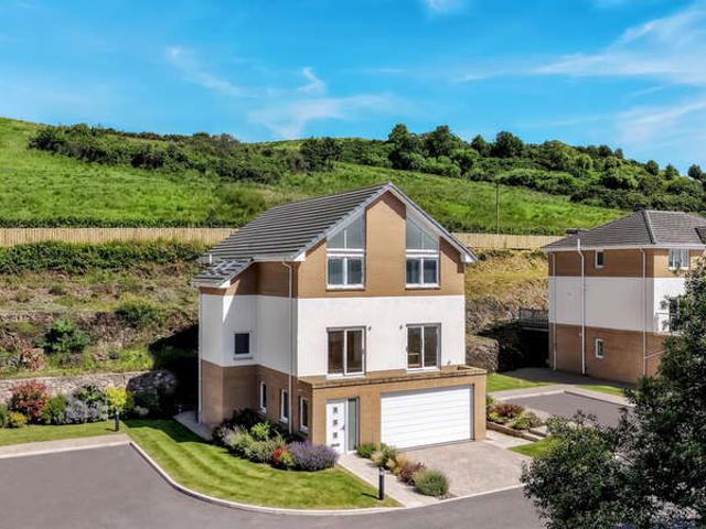 Farm for sale in Cove Bay, Scotland