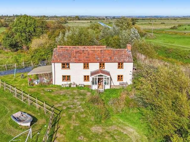 Farm for sale in Stathe, Burrowbridge