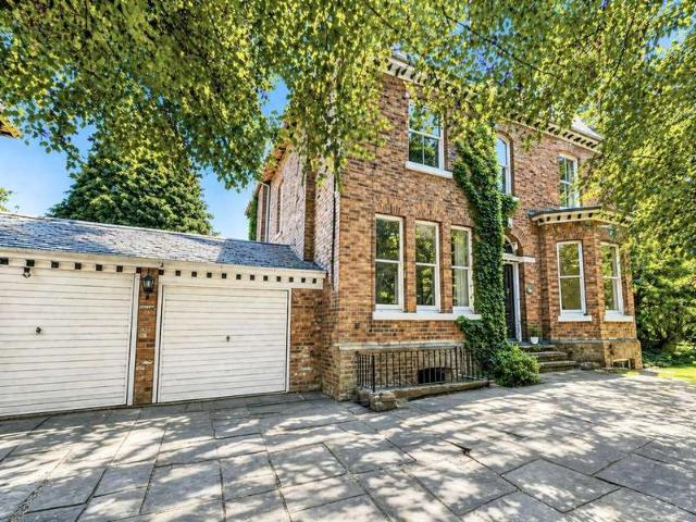Farm for sale in Sale Moor, Trafford Park