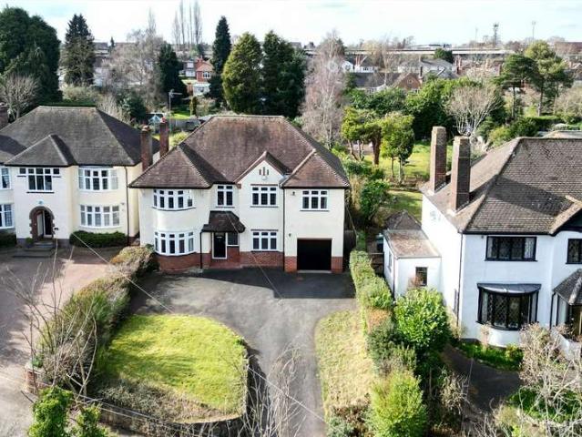 Farm for sale in Comberton, Rushock