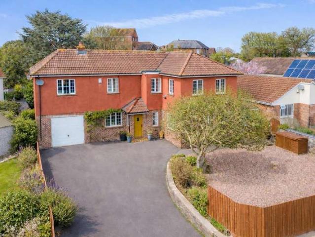 Farm for sale in Easton-in-gordano, North Somerset