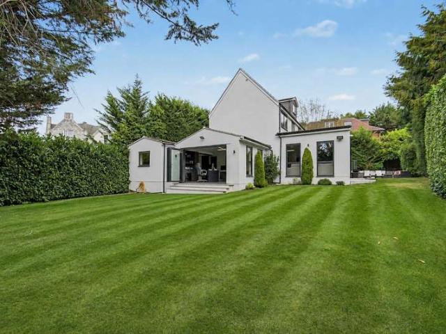 Farm for sale in Radlett, Hertfordshire