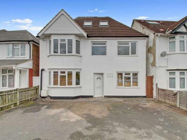 Farm for sale in Slough, Myrke