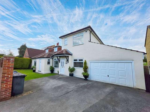 Farm for sale in Royston, South Yorkshire