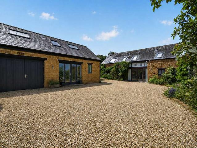 Farm for sale in Alderminster, Warwickshire