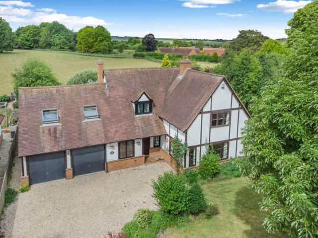Farm for sale in Letcombe Regis, Dromore