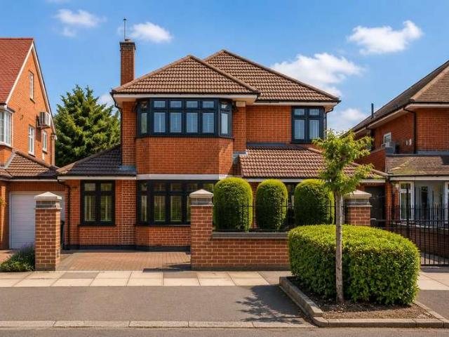 Farm for sale in Broadfields, Greater London