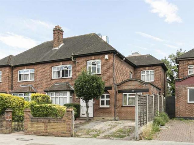 Farm for sale in Woodberry Grove Estate, Greater London