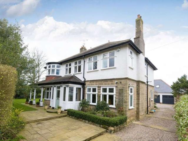 Farm for sale in Oatlands, Harrogate