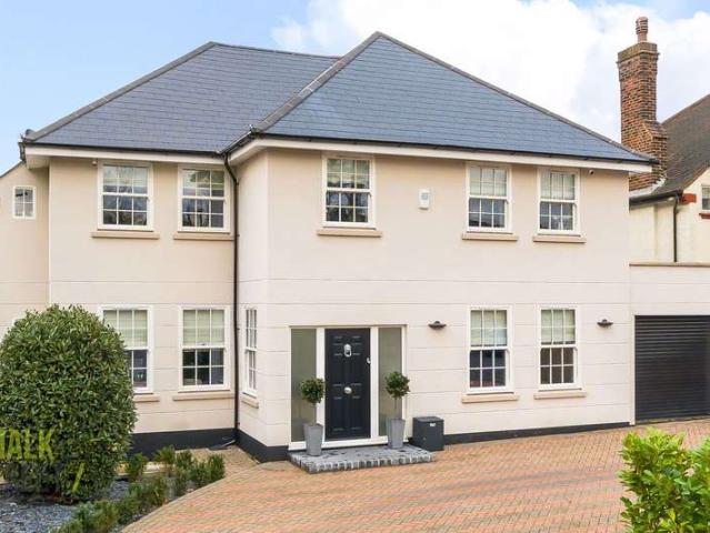 Farm for sale in Emerson Park, Greater London