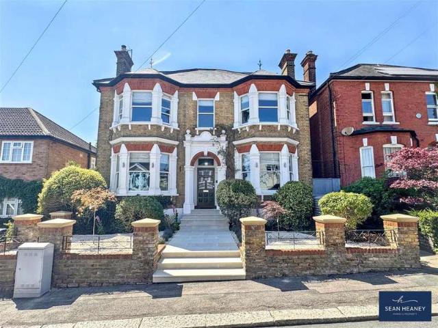 Farm for sale in New Barnet, Greater London