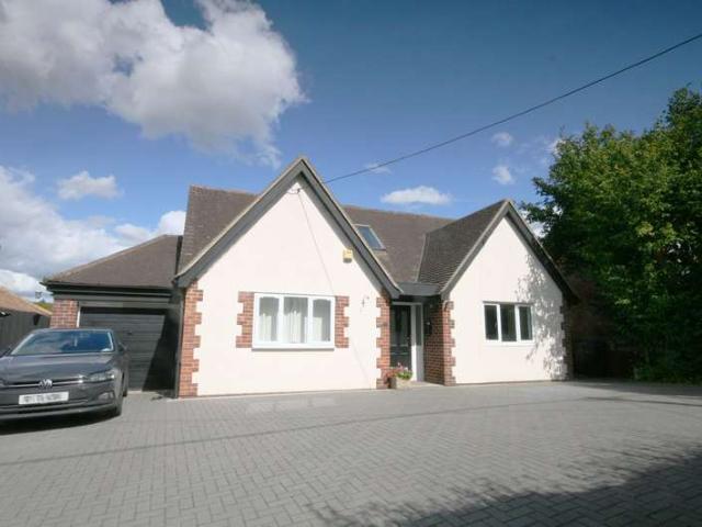 Farm for sale in Berrick Salome, Oxfordshire