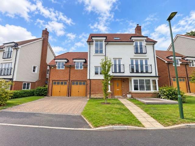 Farm for sale in Ansty and Staplefield, Mid Sussex