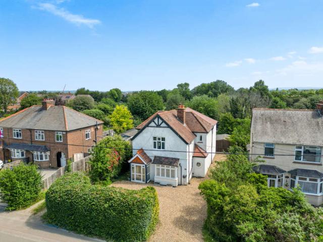 Farm for sale in Weston Turville