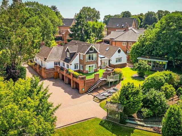 Farm for sale in Littleover, East Midlands