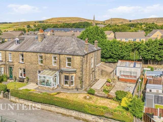 Farm for sale in Wardle, Burnedge