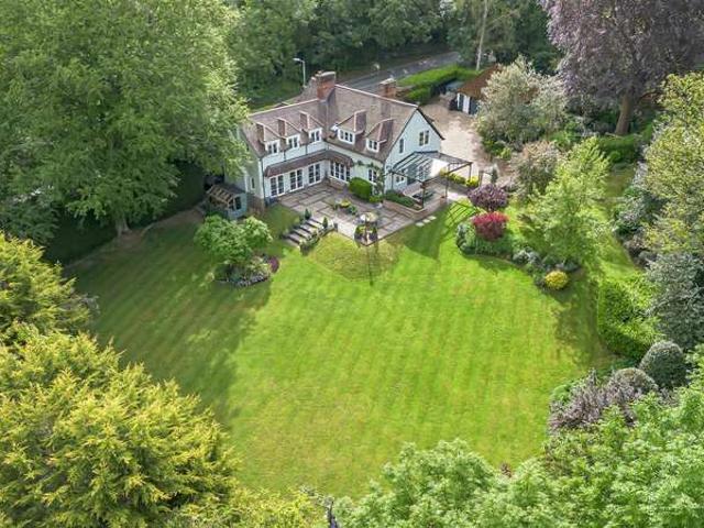 Farm for sale in Shenleybury, Hertsmere
