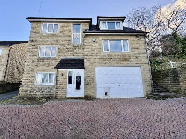 Farm for sale in Waterloo, Almondbury