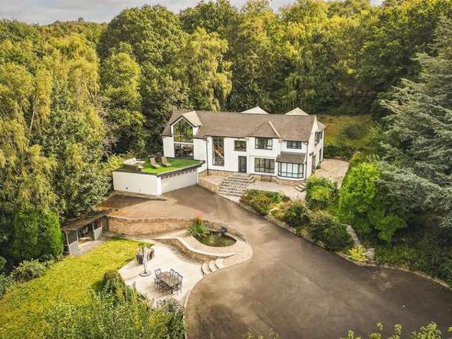 Farm for sale in Caldermill, East Midlands