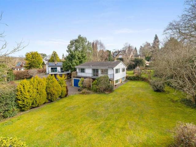 Farm for sale in Oxted, Hillview