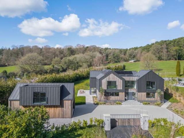 Farm for sale in Longbridge Deverill, Crockerton