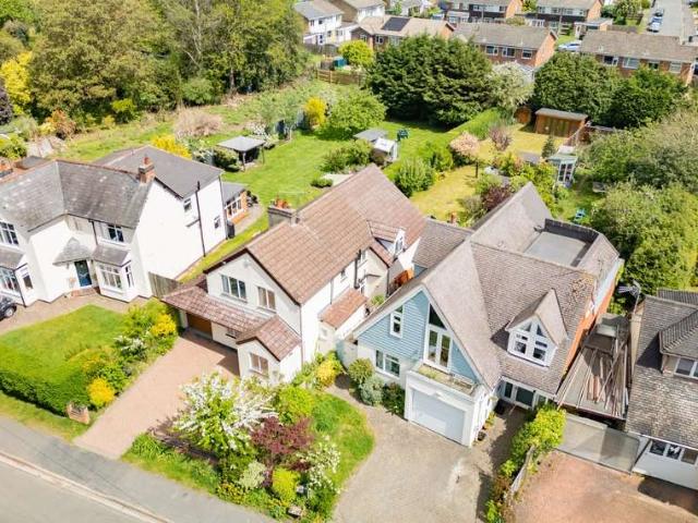 Farm for sale in Cawston, New Bilton