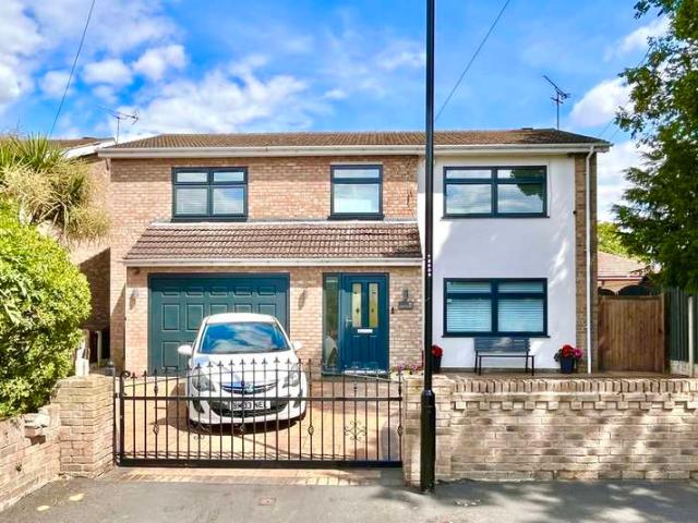 Farm for sale in Barnby Dun with Kirk Sandall, Barnby Dun