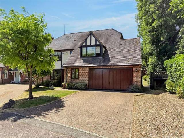 Farm for sale in Berrick Salome, Oxfordshire