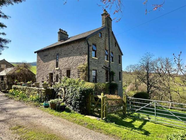 Farm for sale in Disley, Charlesworth