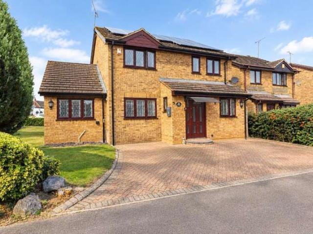 Farm for sale in Bramingham Park, Luton