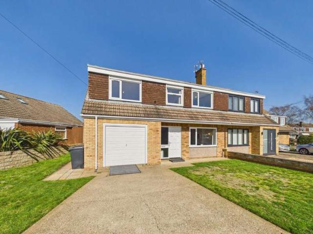 Farm for sale in Boultham Moor, Brayford