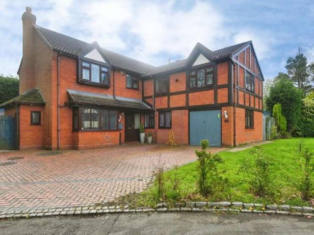 Farm for sale in Amington, Kettlebrook