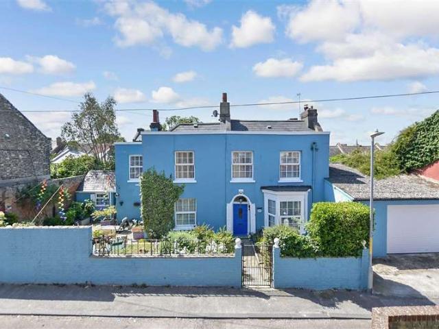 Farm for sale in Cliftonville West, Acol