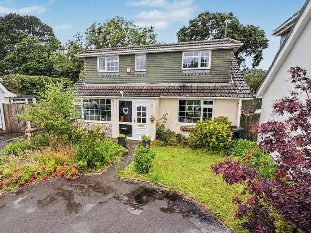 Farm for sale in Corfe Mullen