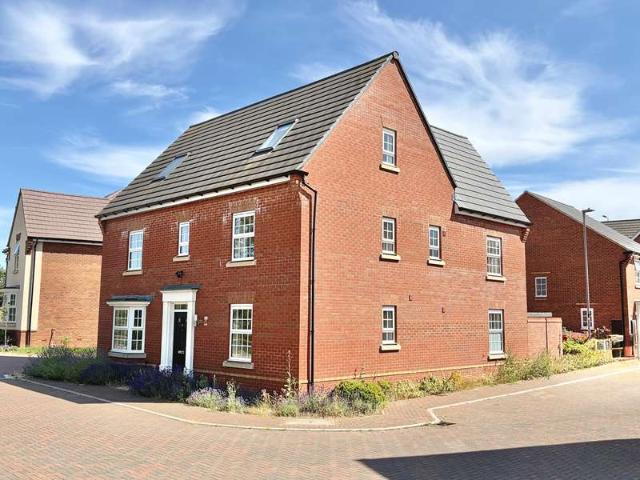 Farm for sale in Bletchley and Fenny Stratford, Fenny Stratford