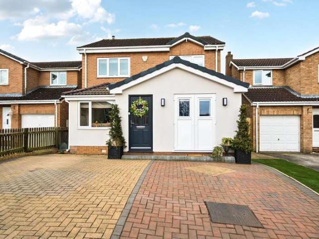 Farm for sale in Brayton, Selby