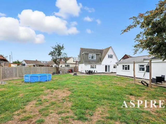 Farm for sale in Canvey Island