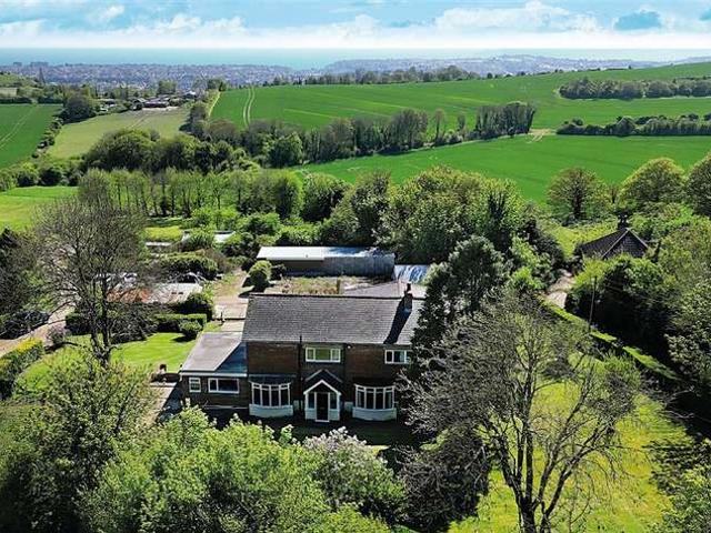 Farm for sale in Hawkinge, Folkestone